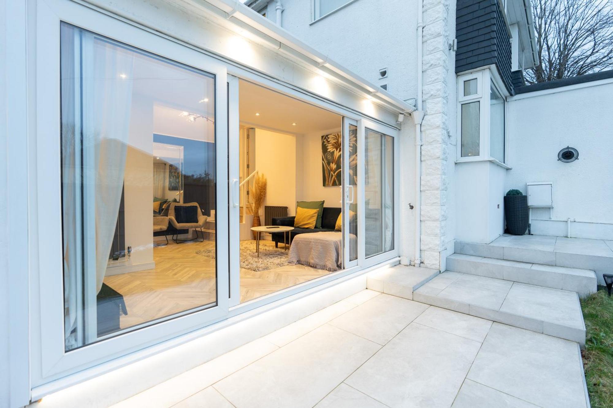 Estwood - Gated House Vila Southampton Exterior foto